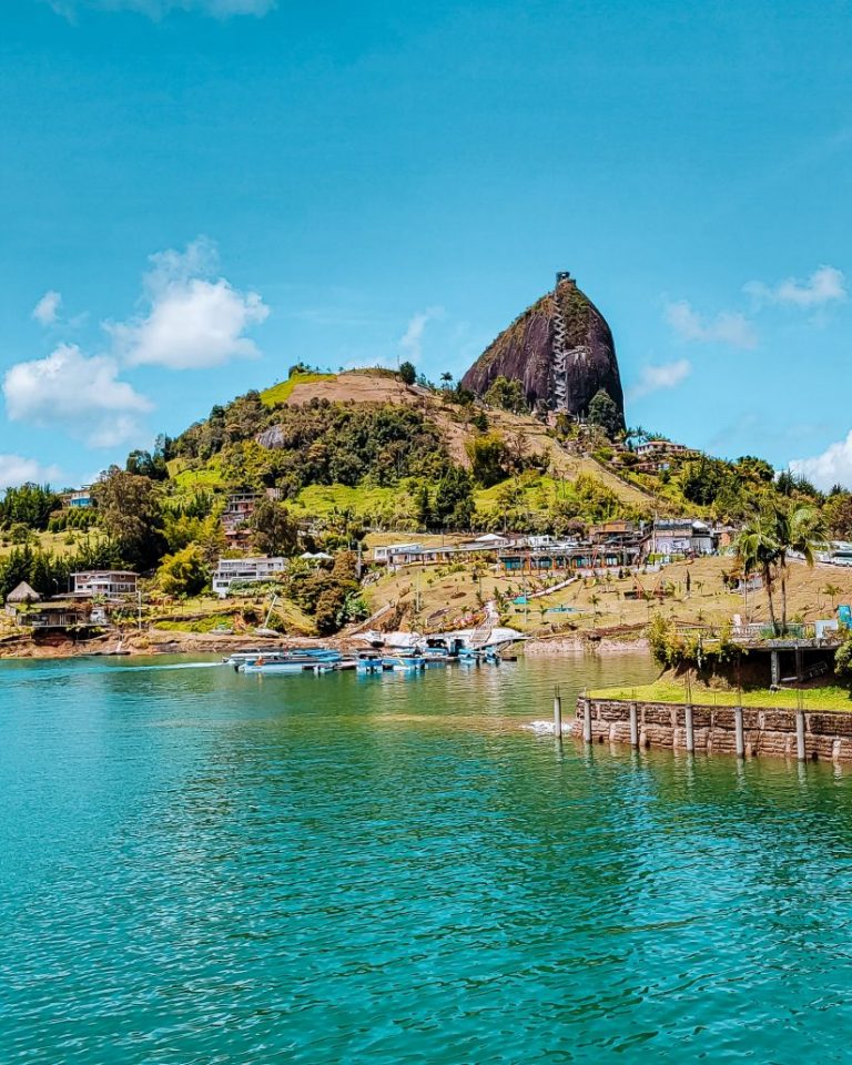 Piedra del Peñol Guatapé Colombia