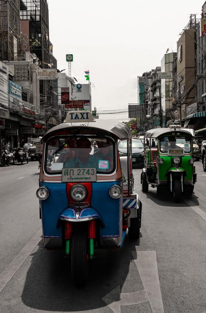 Vrouwen veilig alleen reizen taxi