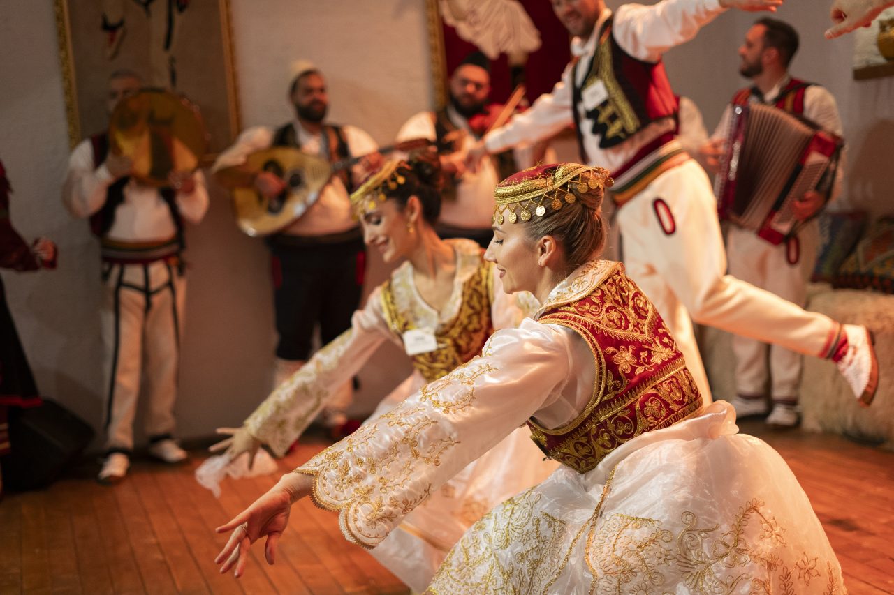 Albanian night activiteit Tirana