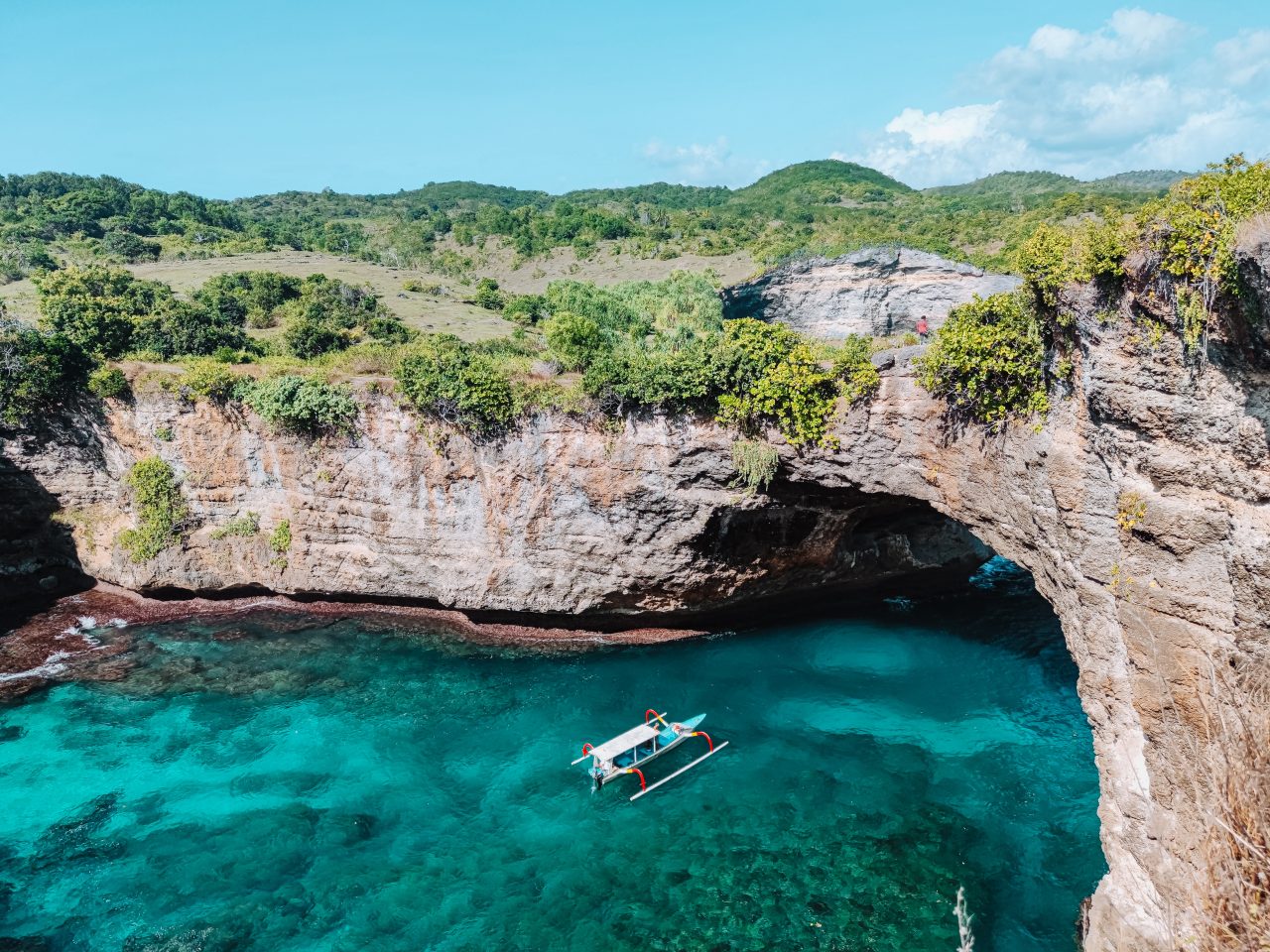 doen op nusa penida: broken beach