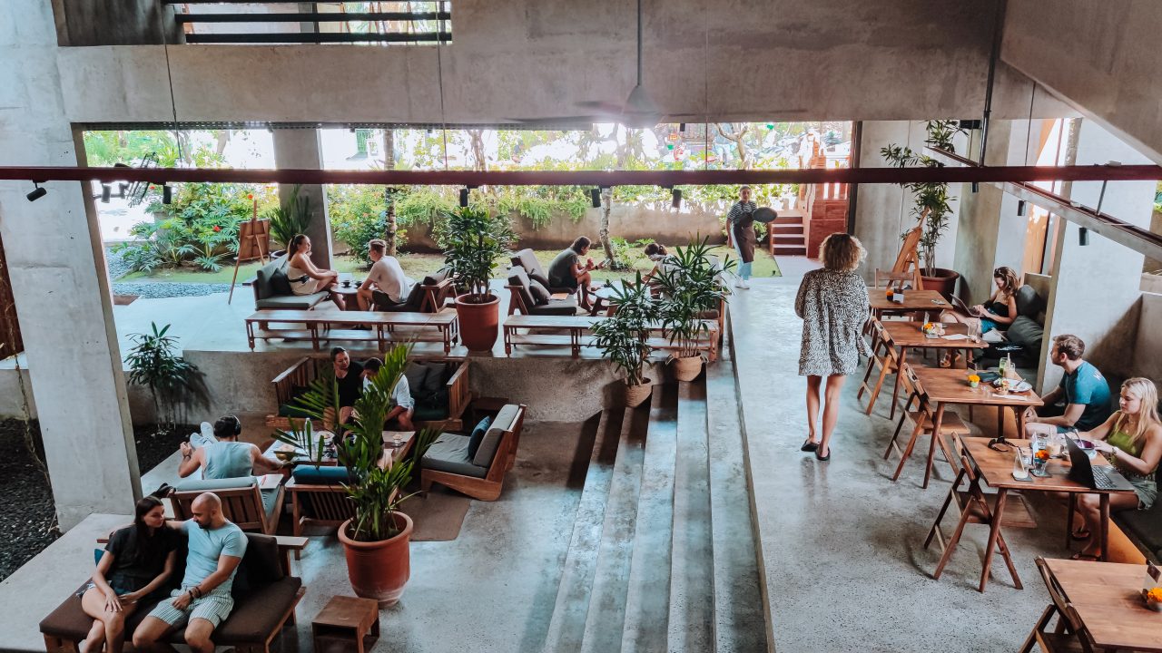 werken in canggu sari