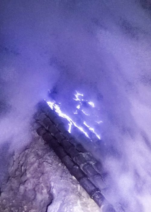 blauwe vuur ijen vulkaan