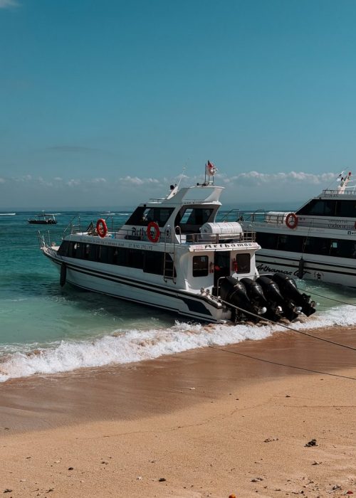 nusa lembongan boot